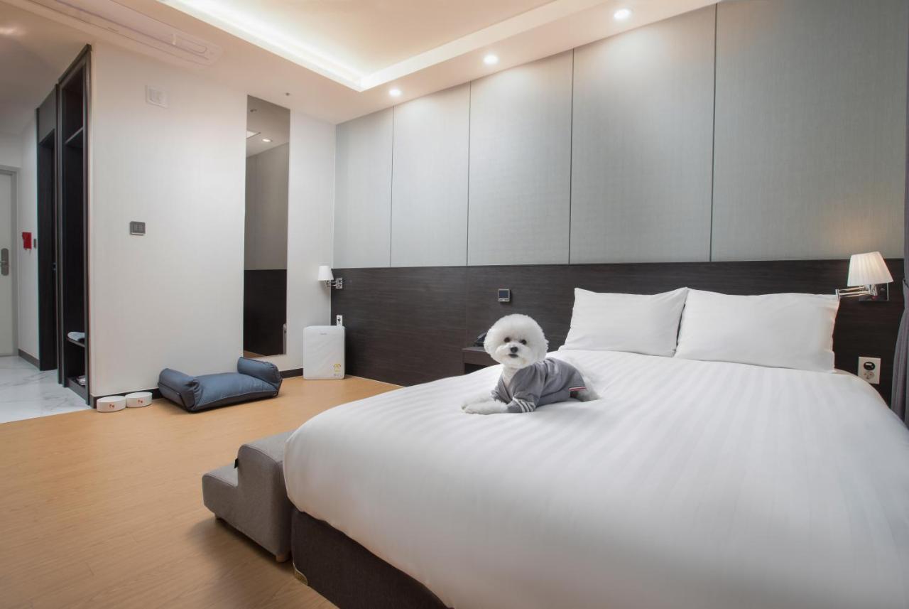 Utop Marina Hotel & Resort Yeosu Eksteriør billede