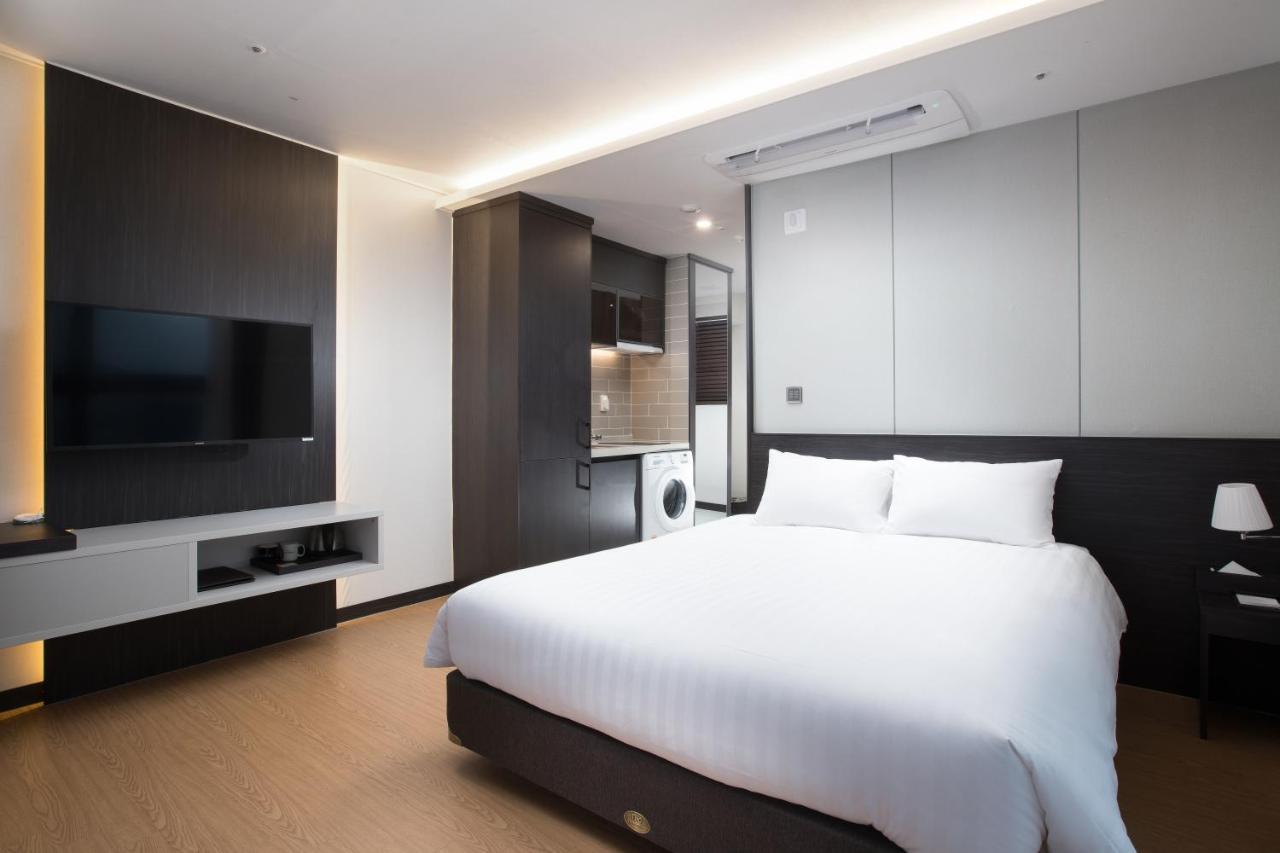 Utop Marina Hotel & Resort Yeosu Eksteriør billede
