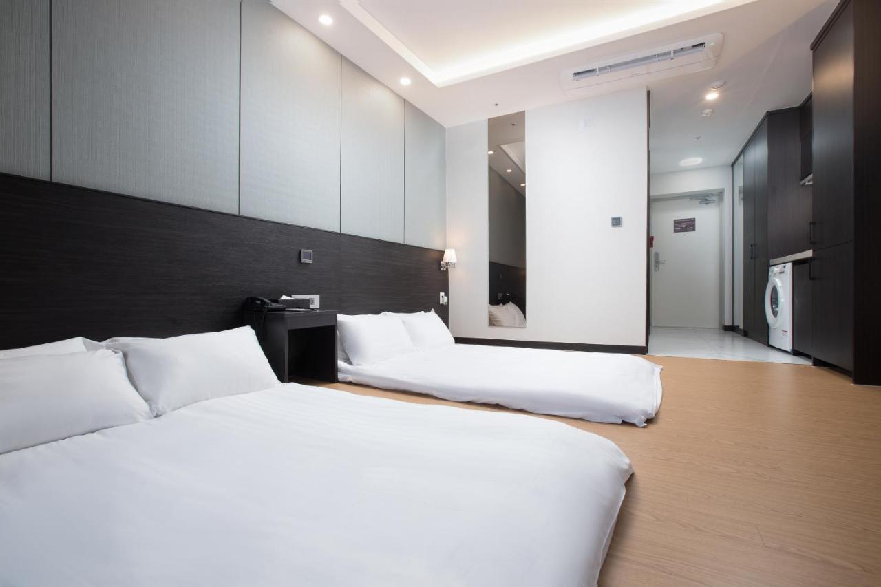 Utop Marina Hotel & Resort Yeosu Eksteriør billede