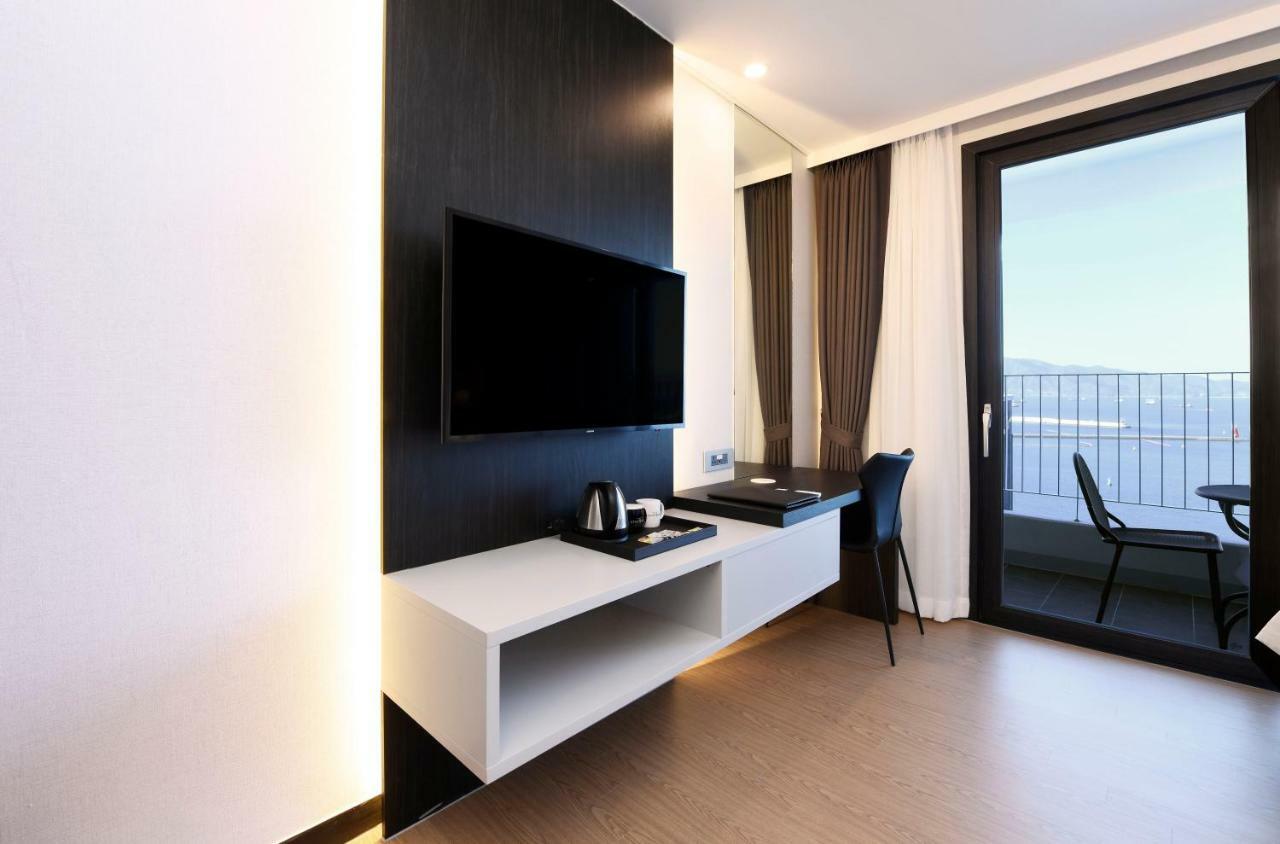 Utop Marina Hotel & Resort Yeosu Eksteriør billede